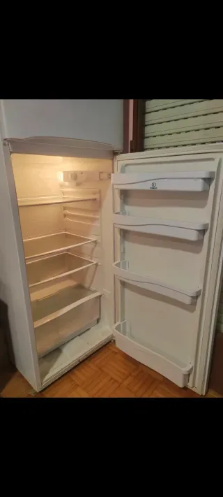 Frigorífico Combi Indesit Blanco