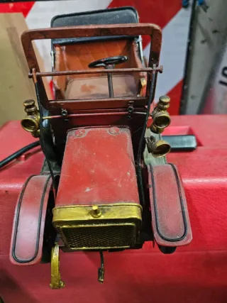 Coche antiguo de colección