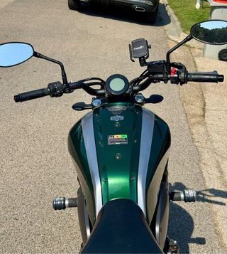 Yamaha XSR 700 Naked Verde