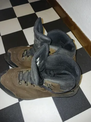 Botas de Montaña Hi-Tec Cuero Impermeables 44