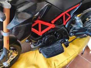 Moto Eléctrica Infantil Negra y Roja