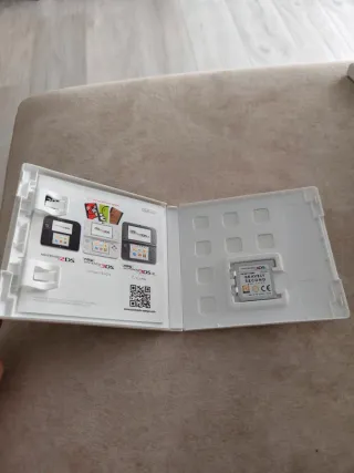 New Nintendo 3DS Blanca + 2 Juegos