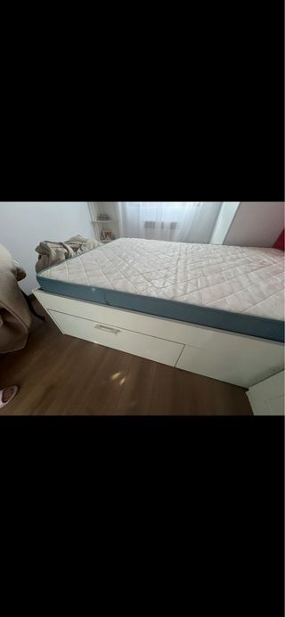 Cama Ikea 1.50x2m con 4 cajones, colchon nuevo inc