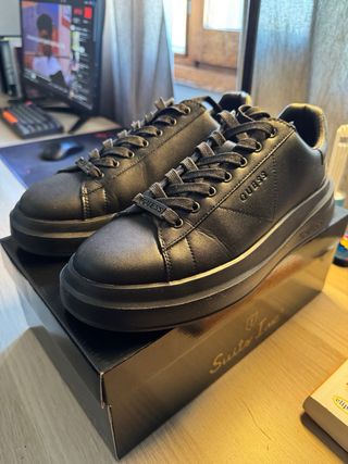 Zapatos Guess Negros