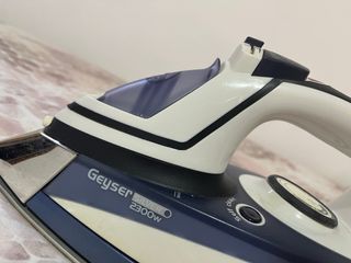 Plancha Taurus Geyser 2300W