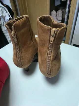 Botines tacón fino varios colores