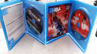 Confezione 4 Giochi PS4: NBA 2K15, AC IV, FIFA 19, FIFA
