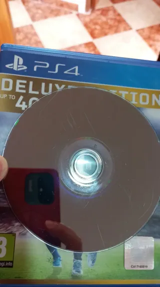 Confezione 4 Giochi PS4: NBA 2K15, AC IV, FIFA 19, FIFA