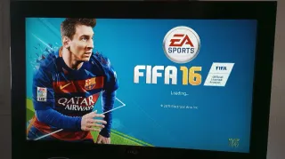 Confezione 4 Giochi PS4: NBA 2K15, AC IV, FIFA 19, FIFA