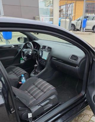 Volkswagen Golf GTI 2012