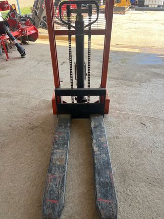 Transpaleta SFH1016 1000kg