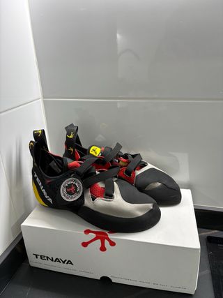 Scarponi da arrampicata Tenaya iati