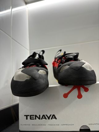 Scarponi da arrampicata Tenaya iati