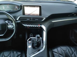 Peugeot 5008 Allure 2.0 BlueHDi 110KW (150CV)