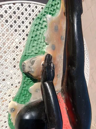 Figura de escayola mujer