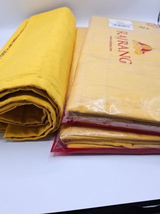 Mantel patchwork amarillo y multicolor