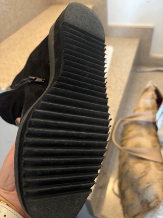 Botines Alpe Cuña Negro