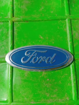 Emblema Ford Clásico