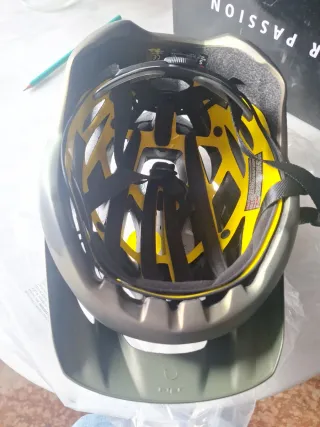 Casco MET Vips MIPS Talla S Verde Militar