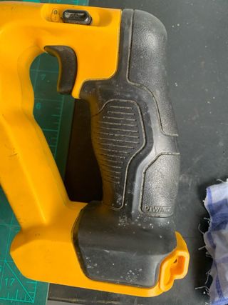 Sierra Sable DeWalt DCS380 18V