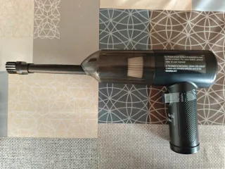 Aspiradora de mano portátil