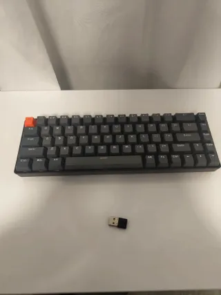 Teclado Mecánico 60% inalámbrico