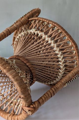 Silla de mimbre estilo peacock