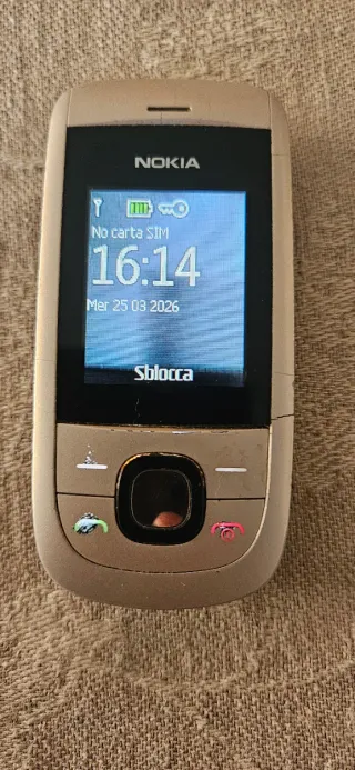 Nokia 2220 slide funzionante