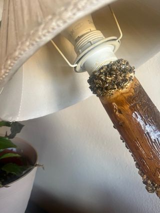 Lampara con diseño de tronco original