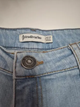 Shorts vaqueros Stradivarius