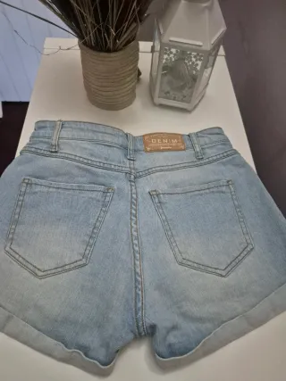 Shorts vaqueros Stradivarius