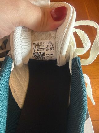 Zapatillas Adidas Talla 42 2/3 Nuevas