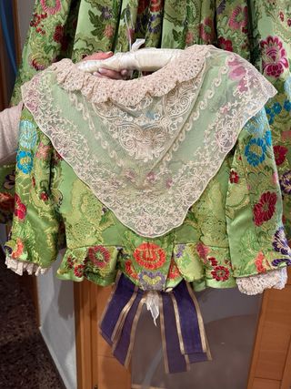 Traje Fallera Siglo XVIII Verde Manzana