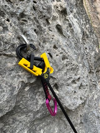 Pértiga escalada amarilla