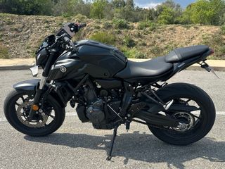 Yamaha MT07 2024 Negro mate - 11.000km