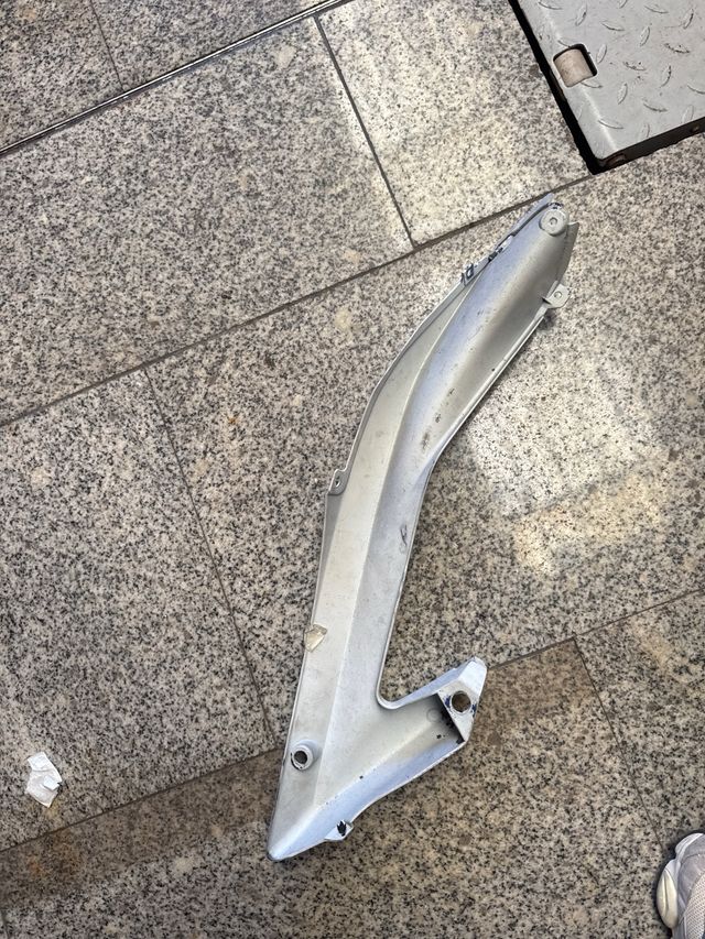 Carenado Lateral Yamaha R6