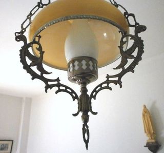 Lámpara de techo colgante vintage colonial. Bronce