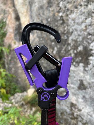 Pértiga escalada morada