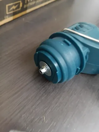 Desbrozadora 21V con ruedas