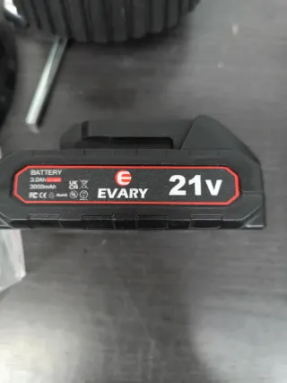 Desbrozadora 21V con ruedas