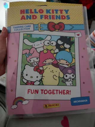 Álbum Panini Hello Kitty and Friends