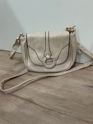 Bolso cruzado beige