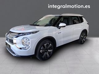 Mitsubishi Outlander PHEV Kaiteki 4WD