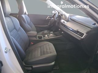 Mitsubishi Outlander PHEV Kaiteki 4WD