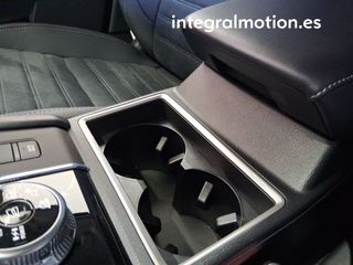 Mitsubishi Outlander PHEV Kaiteki 4WD