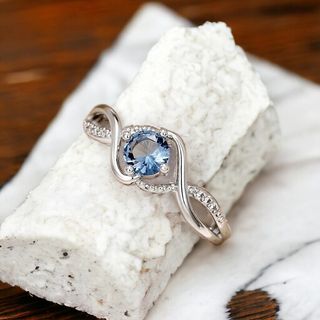 Anello Huitan Oro Bianco Zircone Blu