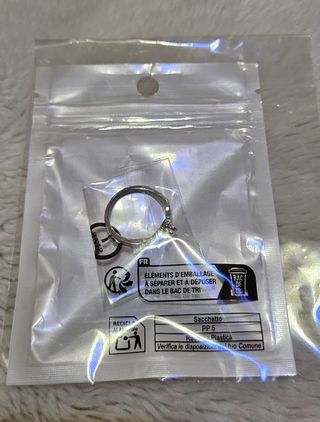 Anello Huitan Oro Bianco Zircone Blu