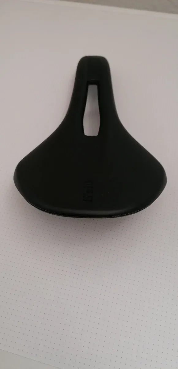 Sillín Fizik Antares  Negro