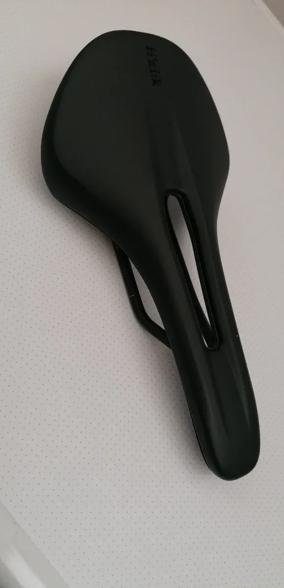 Sillín Fizik Antares  Negro