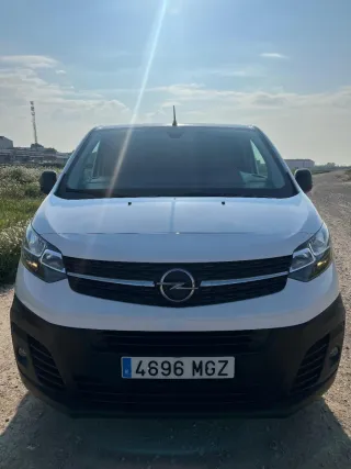 Opel Vivaro 2023